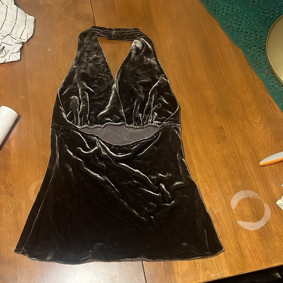 Express Velvet Halter Top in dark brown - Picture 2 of 3